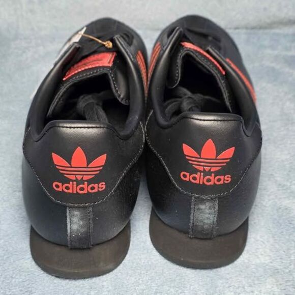 Adidas Samoa Black Red Stripes Mens Size 11 or Womens 12 main image 5